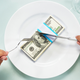 Image for article titled Woman Lets Match.com Dates Pay For All Of Her Dinners